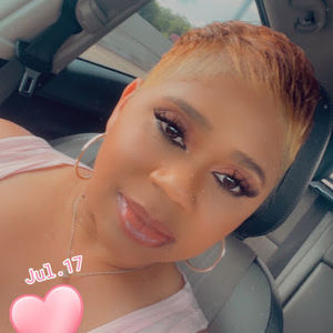 Meet your Posher, Latrisha